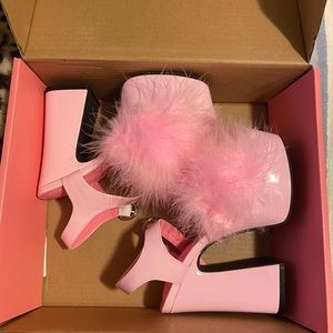Brand new blushin n crushin marabou heels platform
